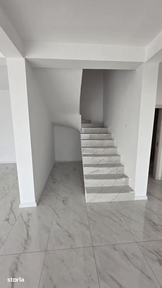 Casă cu 4 camere cu Teren 162 Mp în Central