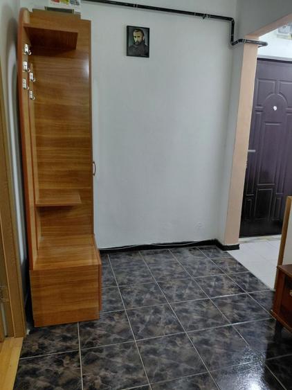 Apartament cu 2 camere semidecomandat în Micro 40
