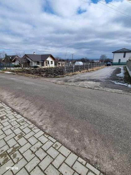 Teren de 510 mp, în Ipotești