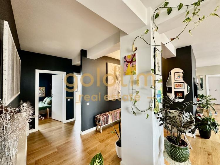 Penthouse cu 4 camere decomandat, mobilat în Pipera