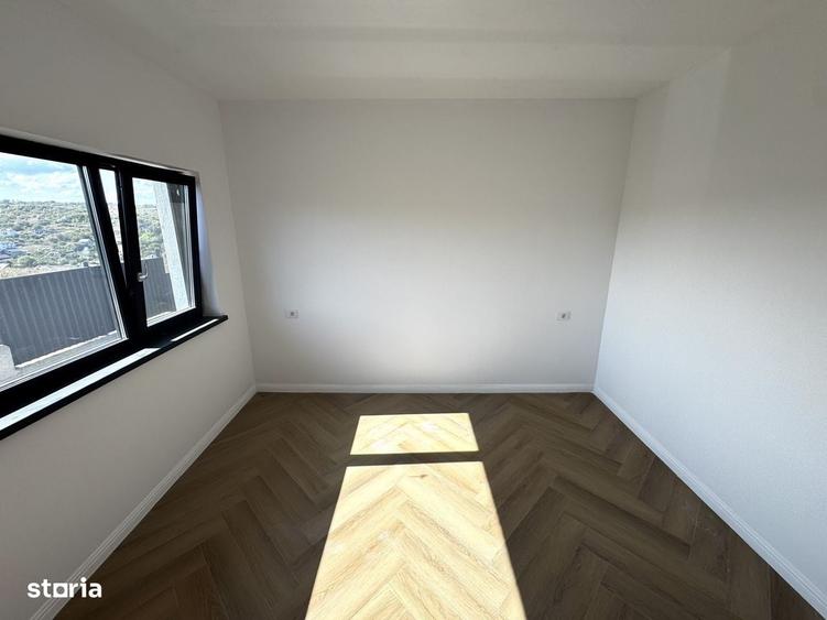 Casă cu 4 camere cu Teren 450 Mp în Bucium