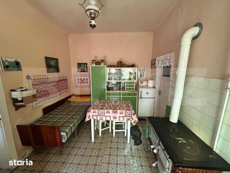 Casă cu 3 camere cu Teren 3000 Mp în Acățari