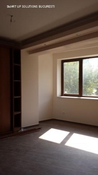Spațiu comercial, de 200 mp, în Primăverii