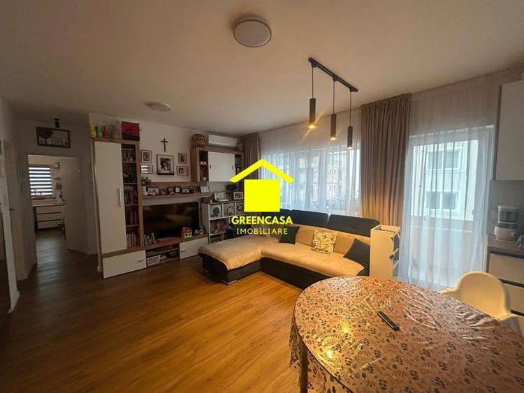 Apartament cu 3 camere semidecomandat, mobilat în Florești — fotografia 2