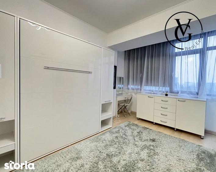 Apartament cu 3 camere, mobilat în Băneasa