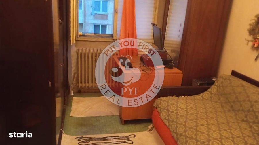 Apartament cu 3 camere decomandat în Rahova