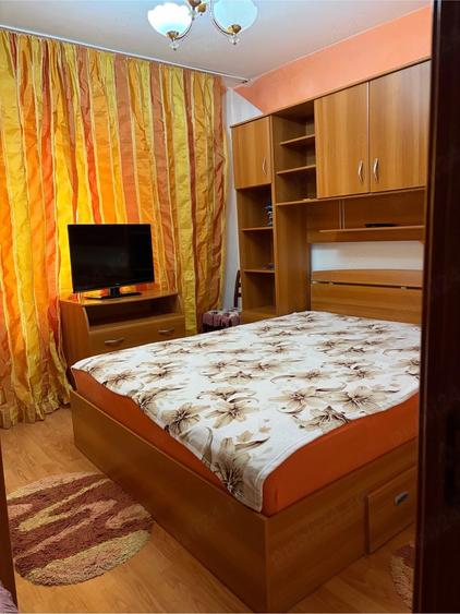 Apartament cu 2 camere decomandat în Debarcader