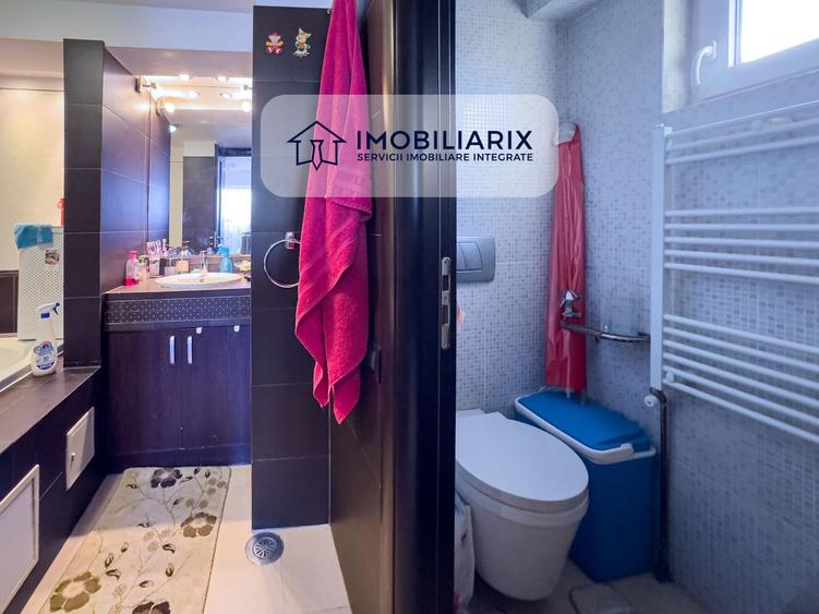 Apartament cu 3 camere decomandat, mobilat în Casa de Cultură