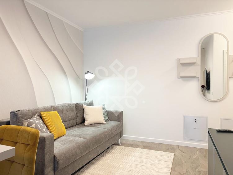 Apartament cu 2 camere semidecomandat, mobilat în Nufărul