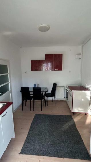 Apartament cu 4 camere decomandat în Ultracentral