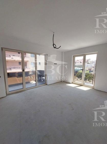 Apartament cu 2 camere semidecomandat în Mărăști — fotografia 2