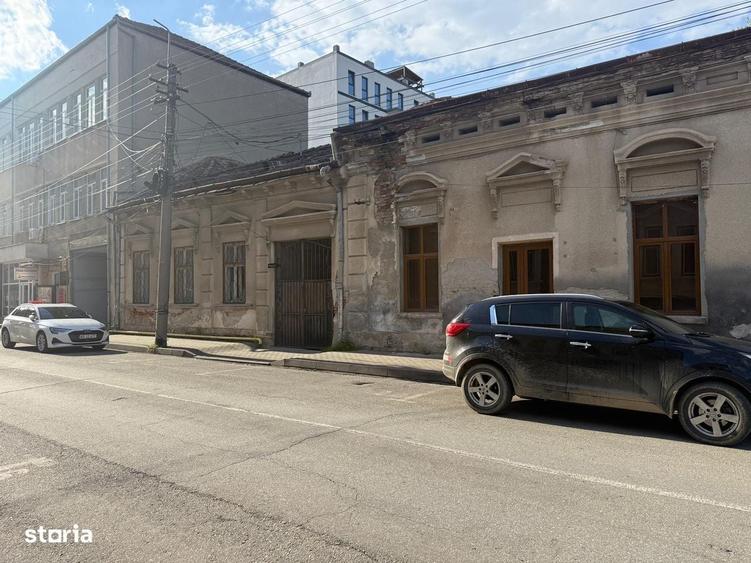 Spațiu comercial, în Central