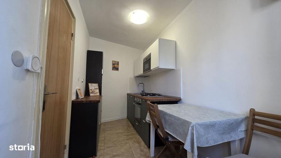 Apartament cu 2 camere semidecomandat în Tineretului