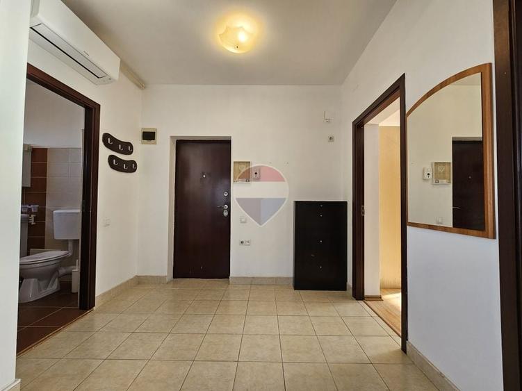 Apartament cu 2 camere decomandat, mobilat în Bună Ziua