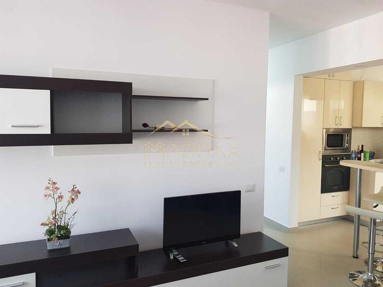 Apartament cu 2 camere decomandat, mobilat în Parcul Carol