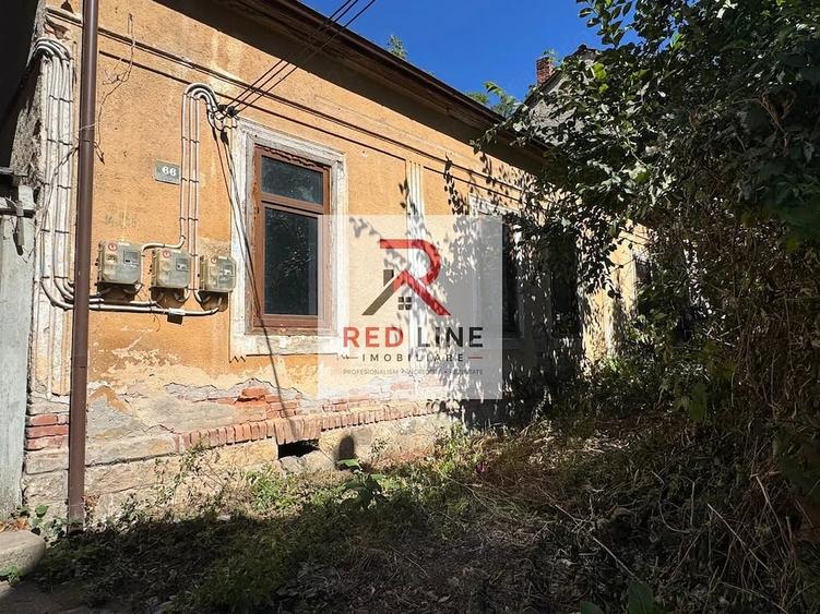Casă cu 4 camere în Central
