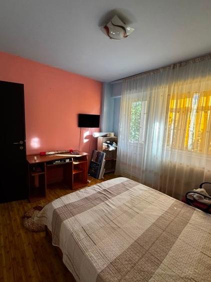 Apartament cu 2 camere decomandat, mobilat în Zahana