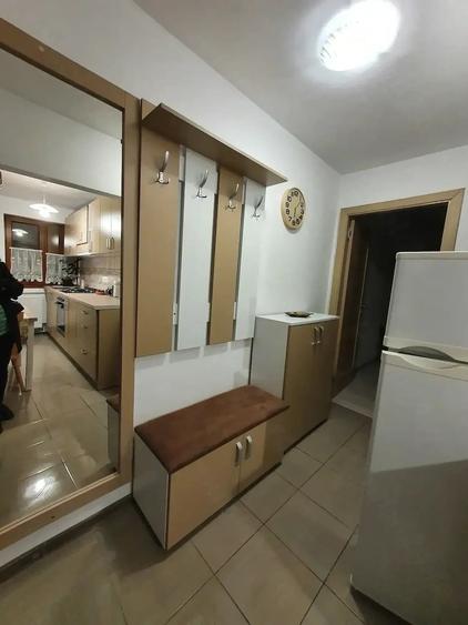 Apartament cu 2 camere nedecomandat în Central