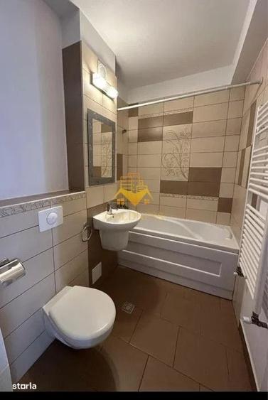 Apartament cu 3 camere în Zorilor