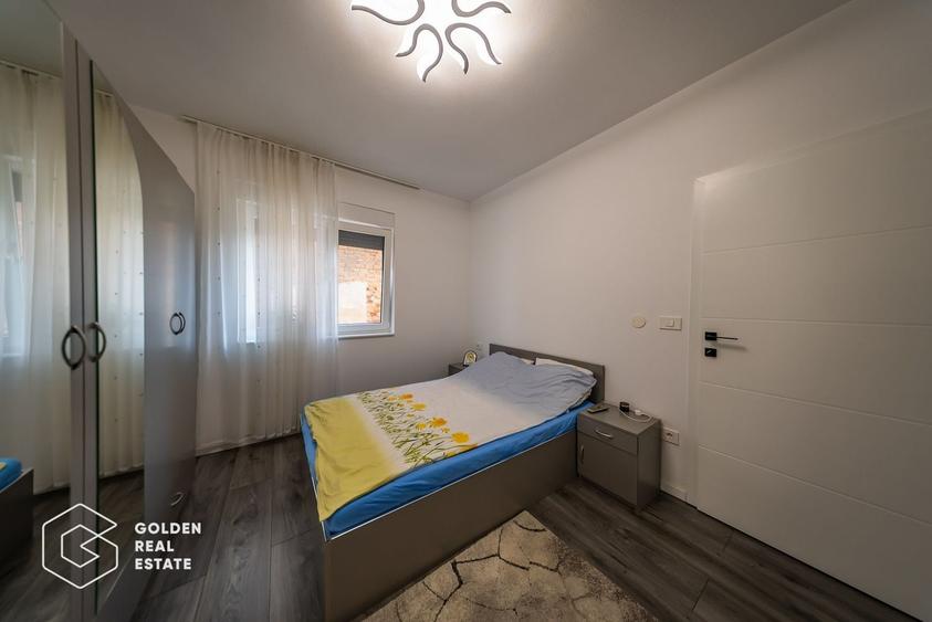 Casă individuală cu 6 camere cu Teren 1327 Mp în Frumușeni