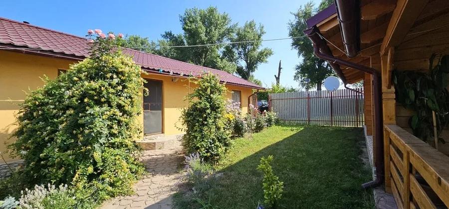 Casă individuală cu 3 camere cu Garaj în Horia