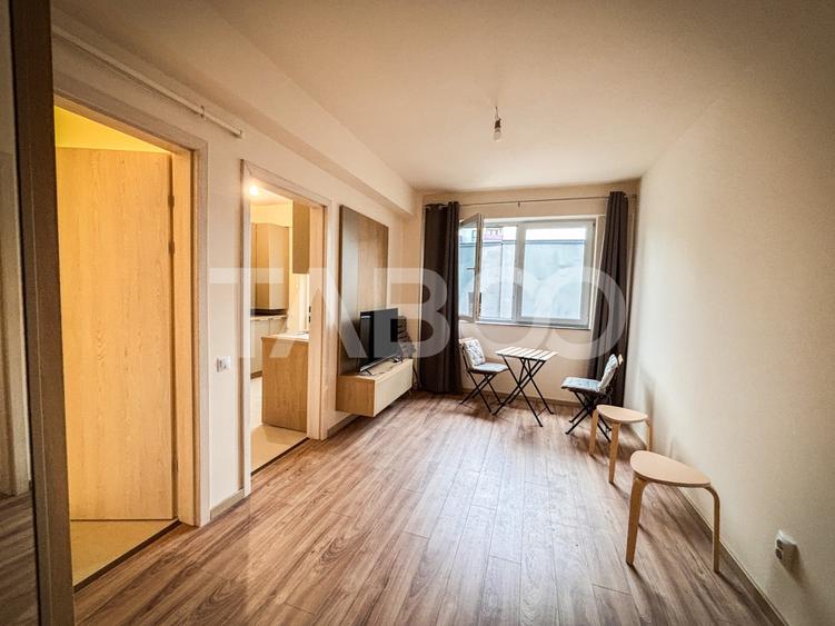 Apartament cu 2 camere semidecomandat, mobilat în Între Lacuri