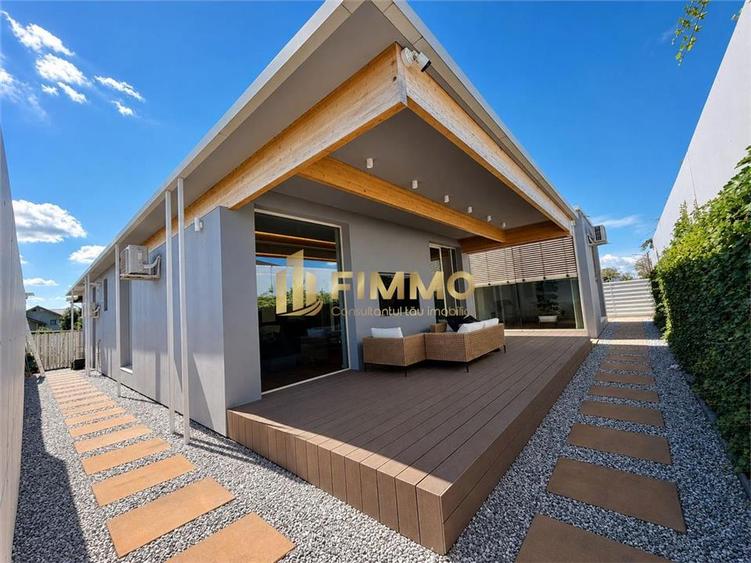 Casă individuală cu 4 camere cu Canalizare în Periferie