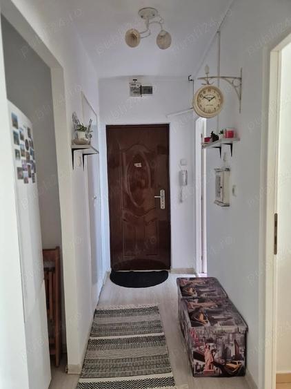 Garsonieră decomandată în Theodor Pallady