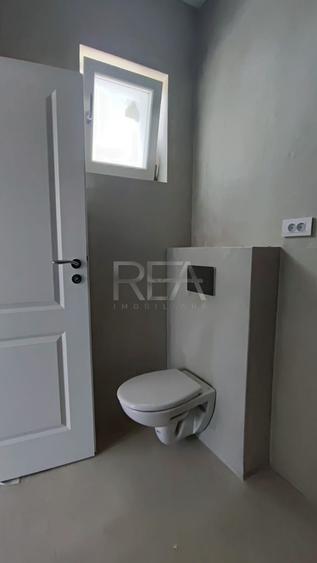 Casă individuală cu 4 camere cu Teren 420 Mp în Domnești