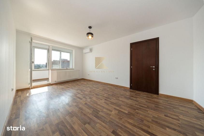 Apartament cu 3 camere semidecomandat în Ultracentral
