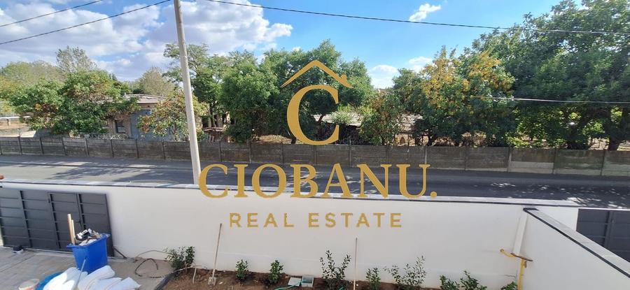 Apartament cu 3 camere decomandat, mobilat în Romanești