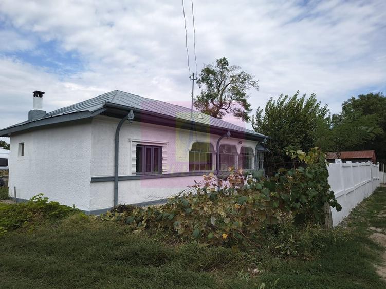 Casa cu farmec rustic si 500 mp, la 15 min de Bucuresti - 1