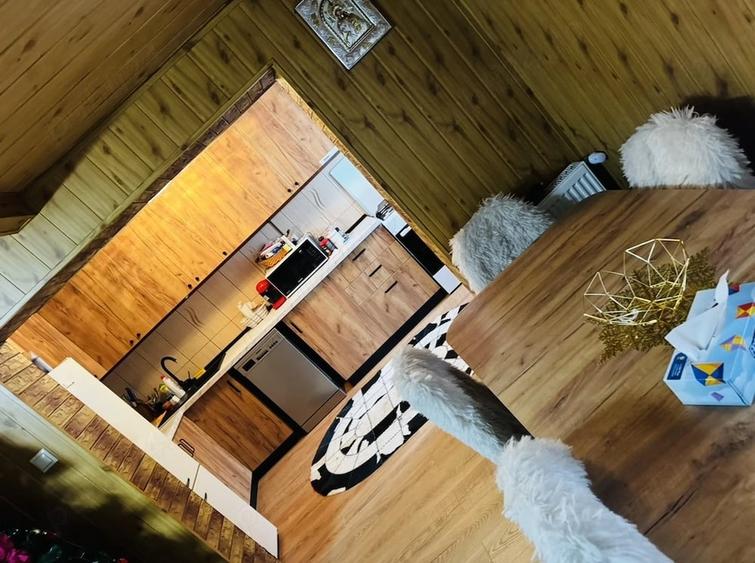 Casă cu 3 camere cu Teren 255 Mp în Trăisteni