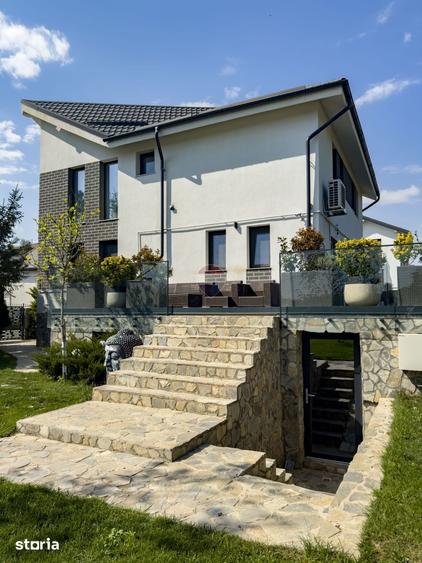Casă cu 5 camere cu Teren 535 Mp în Snagov