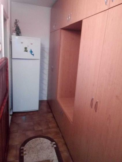 Garsonieră decomandată în Balaci