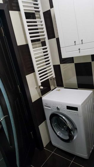 Apartament cu 2 camere decomandat în Roșu