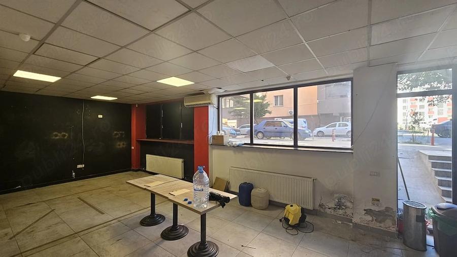 Spațiu comercial, de 60 mp, în Chiajna