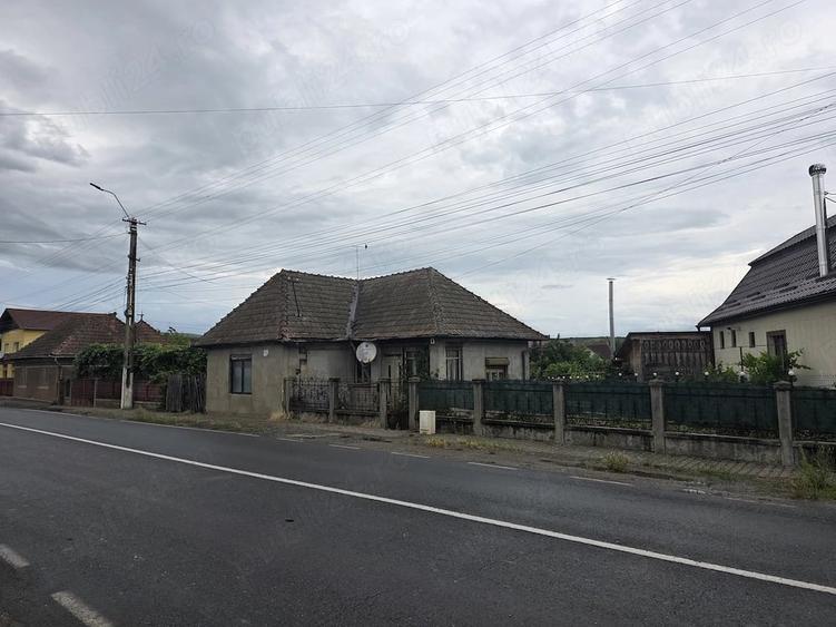 Casă cu Teren 444 Mp în Mihai Viteazu