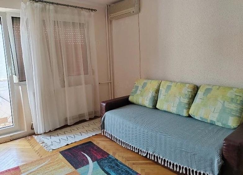 Garsonieră decomandată în Exterior Vest