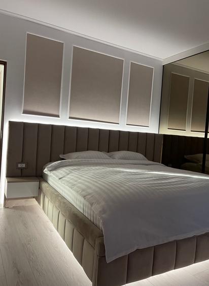 Apartament cu 3 camere decomandat în Exterior Vest