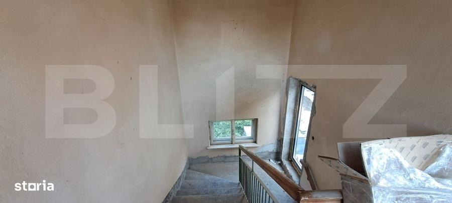 Casă cu 4 camere în Ciupercenii Noi