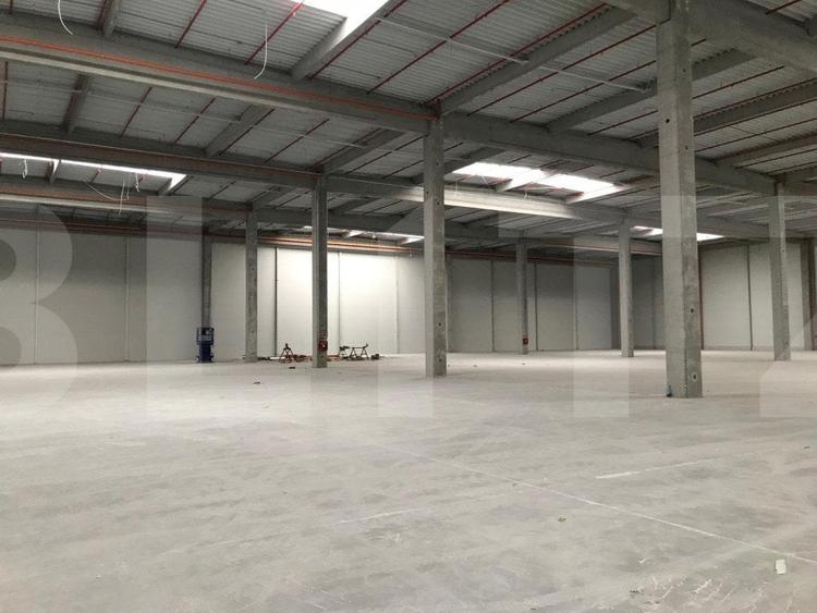 Spațiu industrial, de 1,500 mp, în Apahida