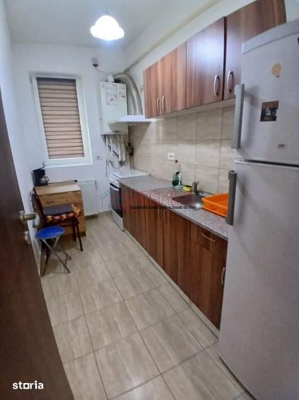 Apartament cu 2 camere în Apărătorii Patriei