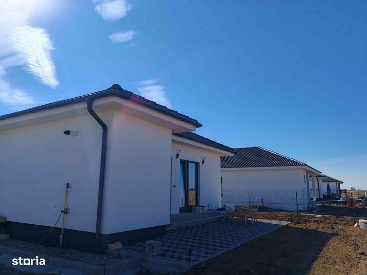 Casă cu 4 camere cu Teren 500 Mp în Central