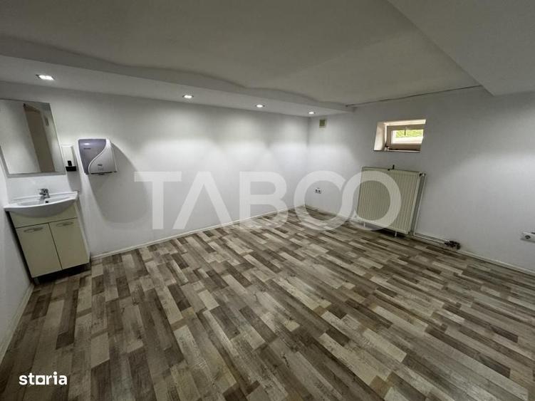 Spatiu comercial de inchiriat 4 camere 85 mpu Central Sibiu - 6