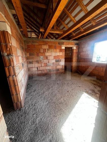 Casă cu 4 camere în Sigmir