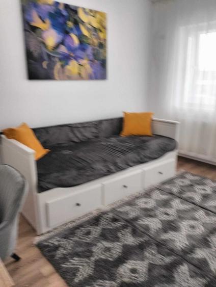 Garsonieră decomandată în Zahana