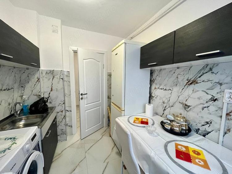 Apartament cu 2 camere semidecomandat în 9 Mai