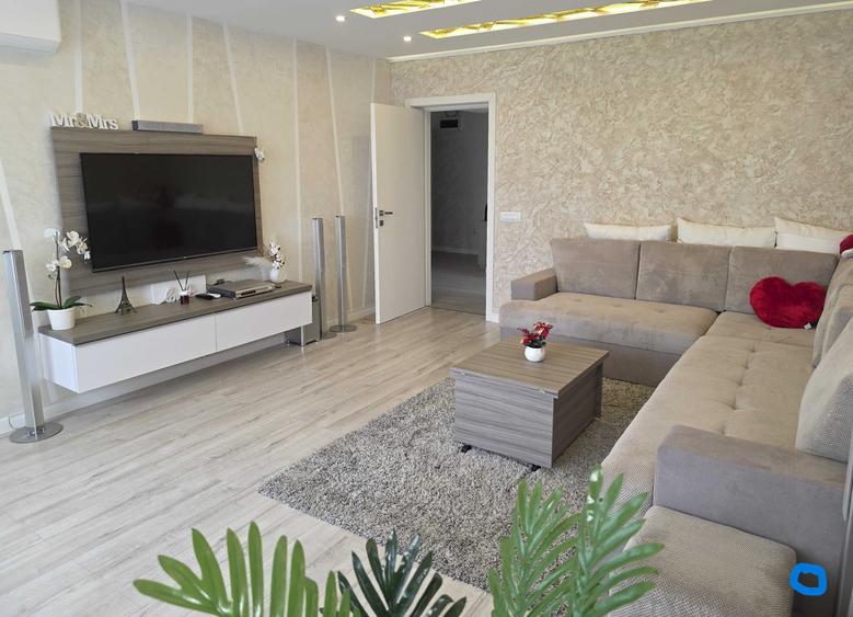 Apartament cu 2 camere decomandat în Ultracentral