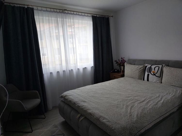 Apartament cu 2 camere decomandat în Florești